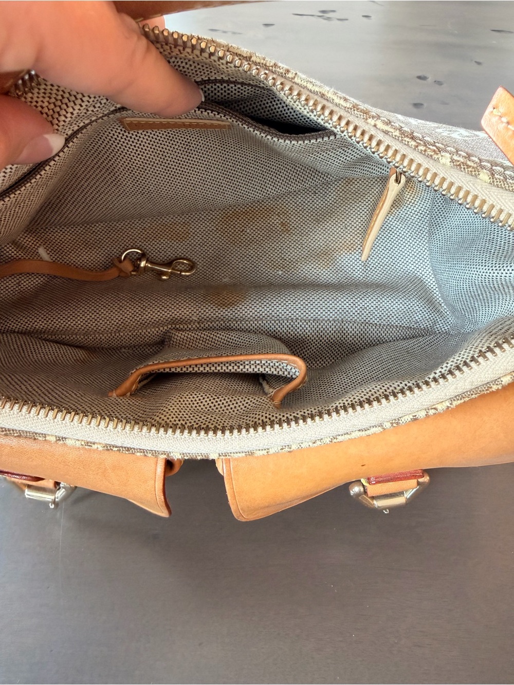 Vintage Dooney & Bourke Brown & Tan Monogram Bag - Picture 8 of 10